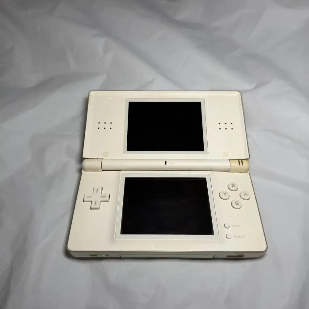 Nintendo DS Lite Console White USG-001 Japanese w New Battery READ DESCRIPTION